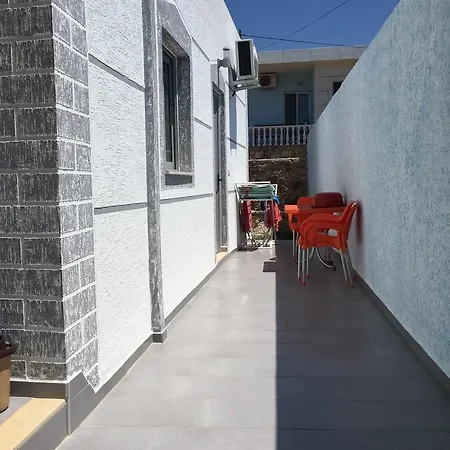 בית הארחה Argist Ksamil 3*